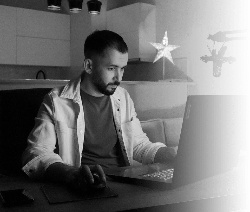 Артём Прокофьев за работой